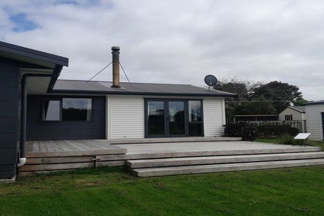 Photo of property in 213 Muhunoa Road East, Ohau, Levin, 5570