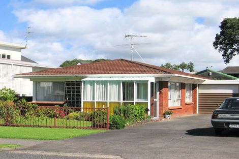 Photo of property in 2/53 Hattaway Avenue, Bucklands Beach, Auckland, 2012