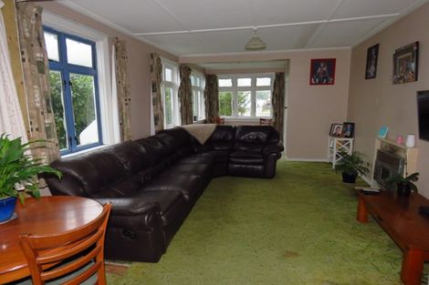 Photo of property in 80 Wakefield Street, Westport, 7825