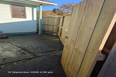 Photo of property in 27 Wainuiomata Road, Wainuiomata, Lower Hutt, 5014