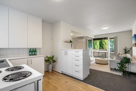 Photo of property in 2/13-15 Campbell Road, Takapuna, Auckland, 0622