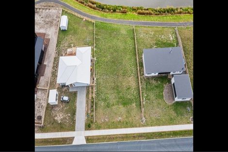 Photo of property in 208 Hamiora Street, Matarangi, 3592