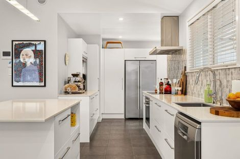 Photo of property in 12 Maude Street, Riverhead, 0820