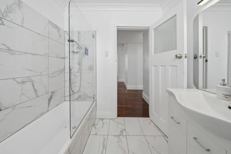 Photo of property in 112 Moxham Avenue, Hataitai, Wellington, 6021