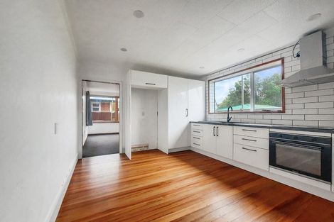 Photo of property in 4 Oakdale Street, Avonhead, Christchurch, 8042