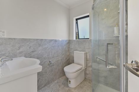 Photo of property in 118b Great South Road, Manurewa, Auckland, 2102