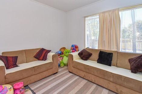 Photo of property in 8 Harrow Place, Manurewa, Auckland, 2102