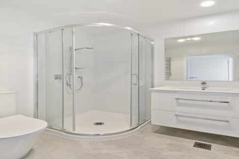 Photo of property in 4/47a Huntington Drive, Huntington Park, Auckland, 2013