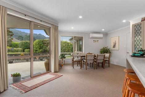Photo of property in 6 Tieke Place, Horahora, Whangarei, 0110