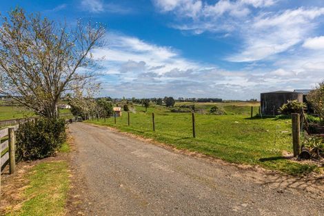 Photo of property in 231 Hart Road, Pukekohe, 2676