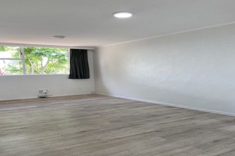 Photo of property in 2/49 Simkin Avenue, St Johns, Auckland, 1072