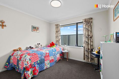Photo of property in 12 Centre Street, Mosgiel, 9024
