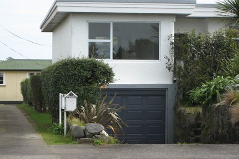 Photo of property in 126a Seaview Road, Westown, New Plymouth, 4310