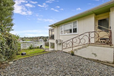 Photo of property in 75 Mould Street, Waitara, 4320