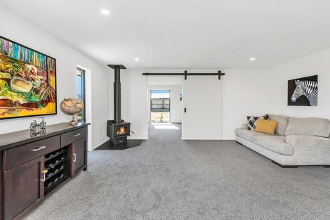 Photo of property in 38 Graeme Foote Street, Darfield, 7510