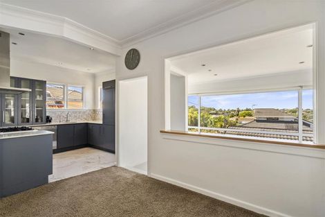 Photo of property in 1/22 Onepoto Road, Hauraki, Auckland, 0622