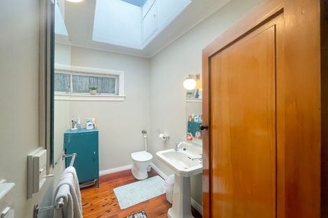 Photo of property in 12 Essex Street, Aro Valley, Wellington, 6021