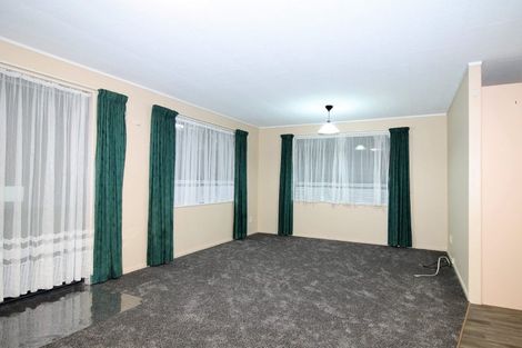 Photo of property in 3 Lowburn Place, Clover Park, Auckland, 2019