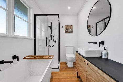 Photo of property in 37 Reid Avenue, Hawera, 4610