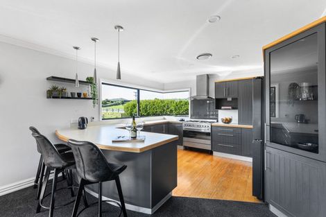 Photo of property in 354 Henwood Road, Hillsborough, New Plymouth, 4372