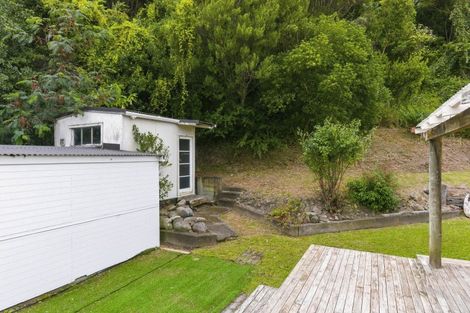 Photo of property in 52 Ruahine Street, Paraparaumu, 5032