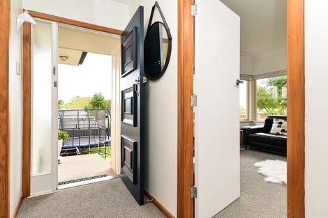 Photo of property in 99 Storey Avenue, Forest Lake, Hamilton, 3200