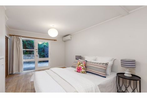 Photo of property in 2/9 Selwyn Avenue, Glen Eden, Auckland, 0602