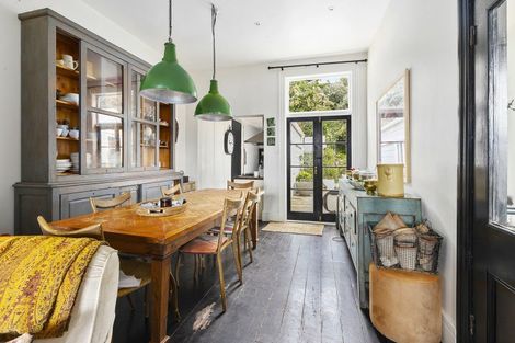 Photo of property in 25 Upper Bourke Street, Kilbirnie, Wellington, 6022