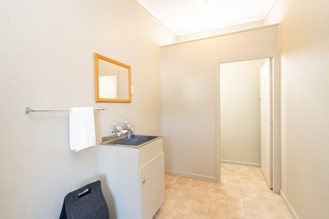 Photo of property in 11 Essex Street, Winton, 9720