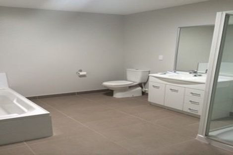 Photo of property in 110 Popokatea Drive, Takanini, 2112