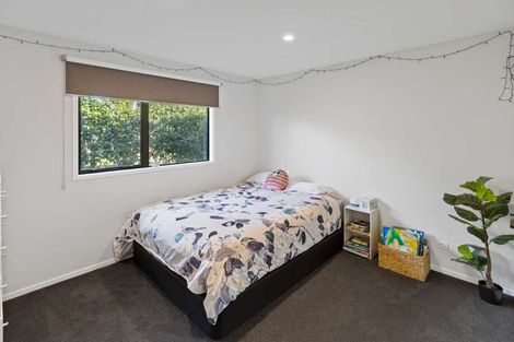 Photo of property in 136b Seaview Road, Westown, New Plymouth, 4310