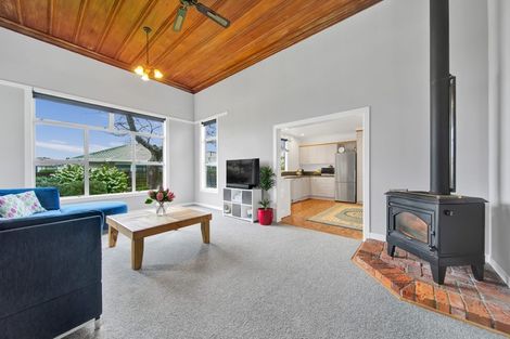 Photo of property in 65 Wilson Street, Hawera, 4610