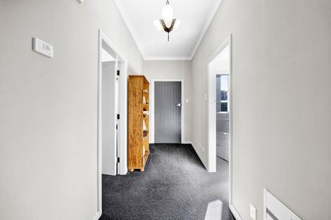 Photo of property in 114 Glover Road, Hawera, 4610