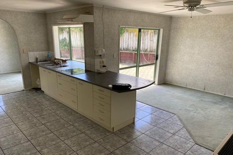 Photo of property in 14 Crail Court, Totara Heights, Auckland, 2105