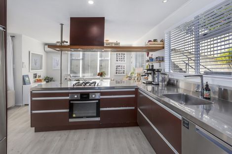 Photo of property in 1 The Spinney, Titahi Bay, Porirua, 5022