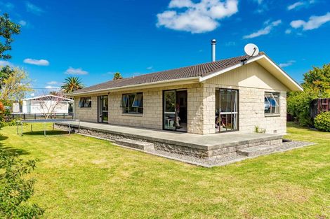 Photo of property in 3 Ferry Road, Waipu, 0510