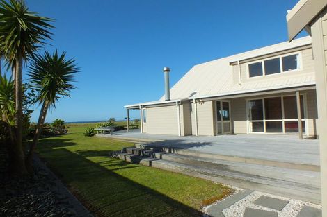 Photo of property in 122 Puka Crescent, Matarangi, Whitianga, 3592