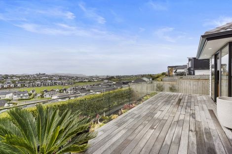 Photo of property in 106 Wainui Road, Silverdale, 0932