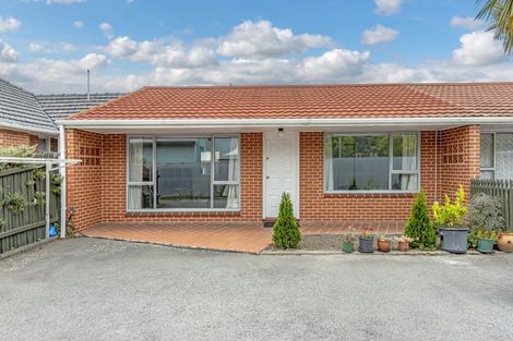 Photo of property in 2/5 Clyde Road, Upper Riccarton, Christchurch, 8041