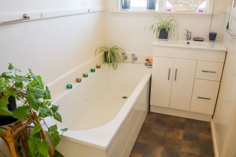 Photo of property in 3 Barclay Place, Burwood, Christchurch, 8061