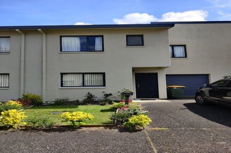 Photo of property in 14 Butia Avenue, Henderson, Auckland, 0612