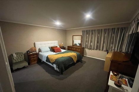 Photo of property in 3 Nevada Way, Kelvin Grove, Palmerston North, 4414