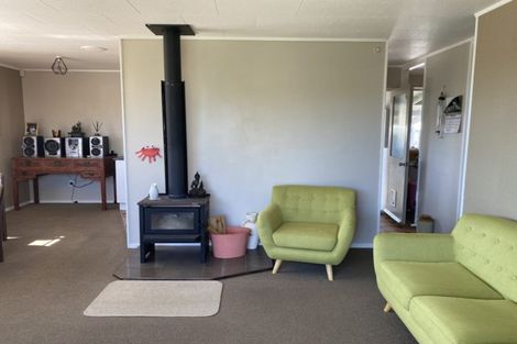 Photo of property in 10 Tauranga Place, Waitara, 4320