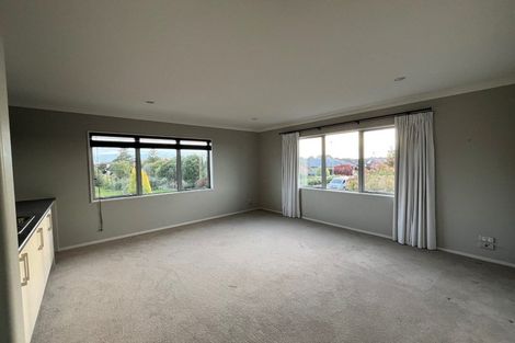 Photo of property in 17 Saddleback Green, Halswell, Christchurch, 8025