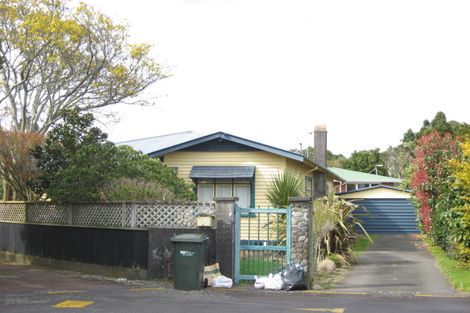 Photo of property in 27 Norman Street, Lower Vogeltown, New Plymouth, 4310