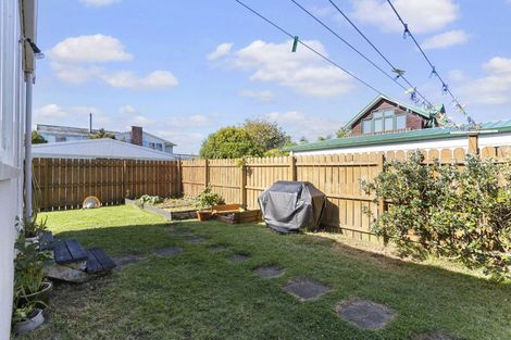Photo of property in 34 Dakota Avenue, Beach Haven, Auckland, 0626
