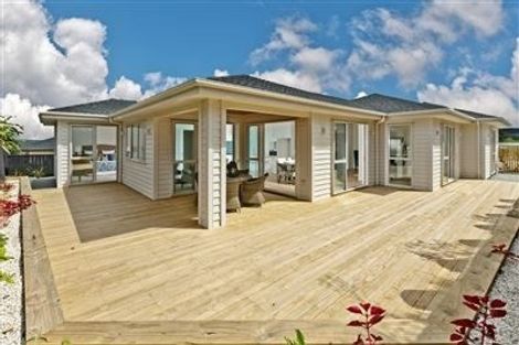 Photo of property in 51 Harvest Avenue, Orewa, 0931