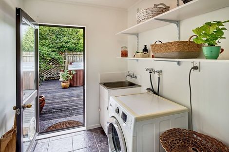 Photo of property in 110 School Road, Te Horo, Otaki, 5582