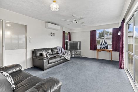 Photo of property in 25 Moore Crescent, Carterton, 5713