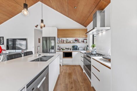 Photo of property in 685 Inland Road, Helensville, 0875